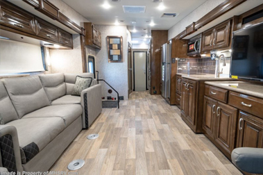 Image with missing alt attribute found on mhsrv.com