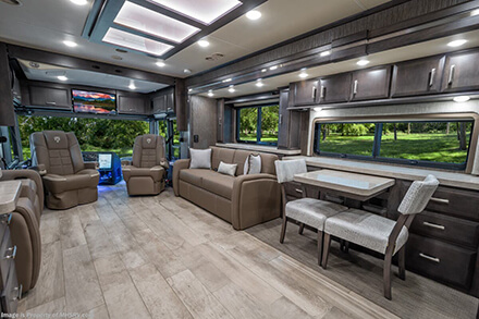 Image with missing alt attribute found on mhsrv.com