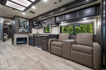 Image with missing alt attribute found on mhsrv.com