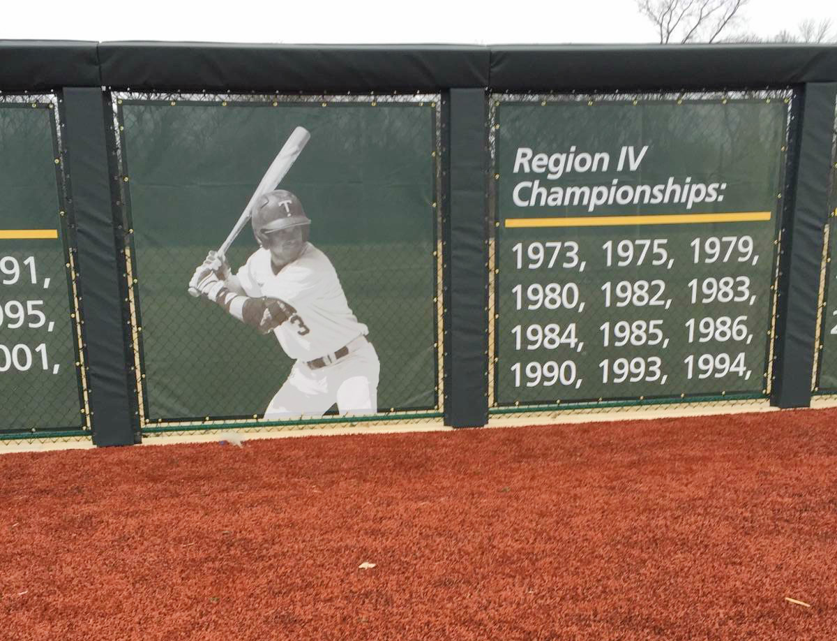 Image with missing alt attribute found on midwestcover.com