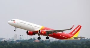 Image with missing alt attribute found on mobilereview.vn