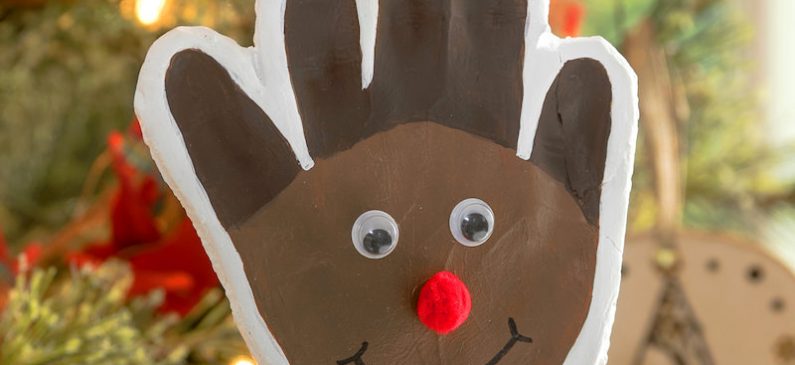 Reindeer Christmas handprint for a child