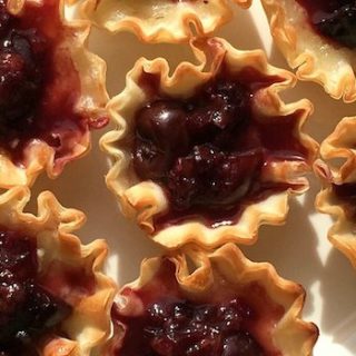 Image with missing alt attribute found on thejennyevolution.com