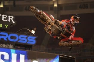 Image with missing alt attribute found on moto-station.com