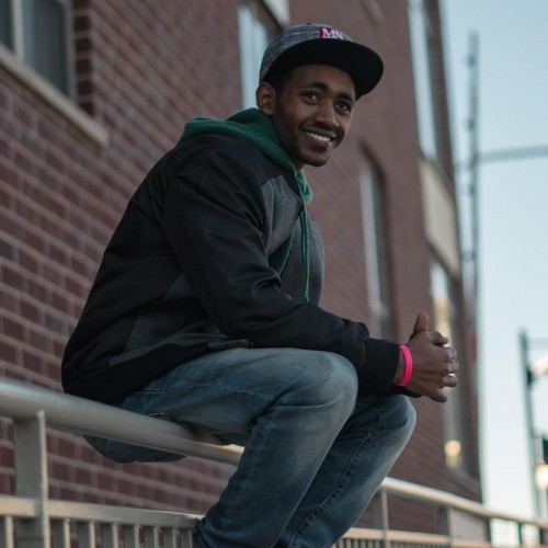 Image with missing alt attribute found on msoe.edu