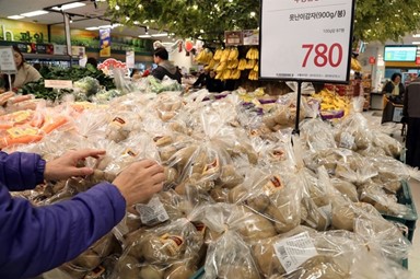 Image with missing alt attribute found on hankookilbo.com