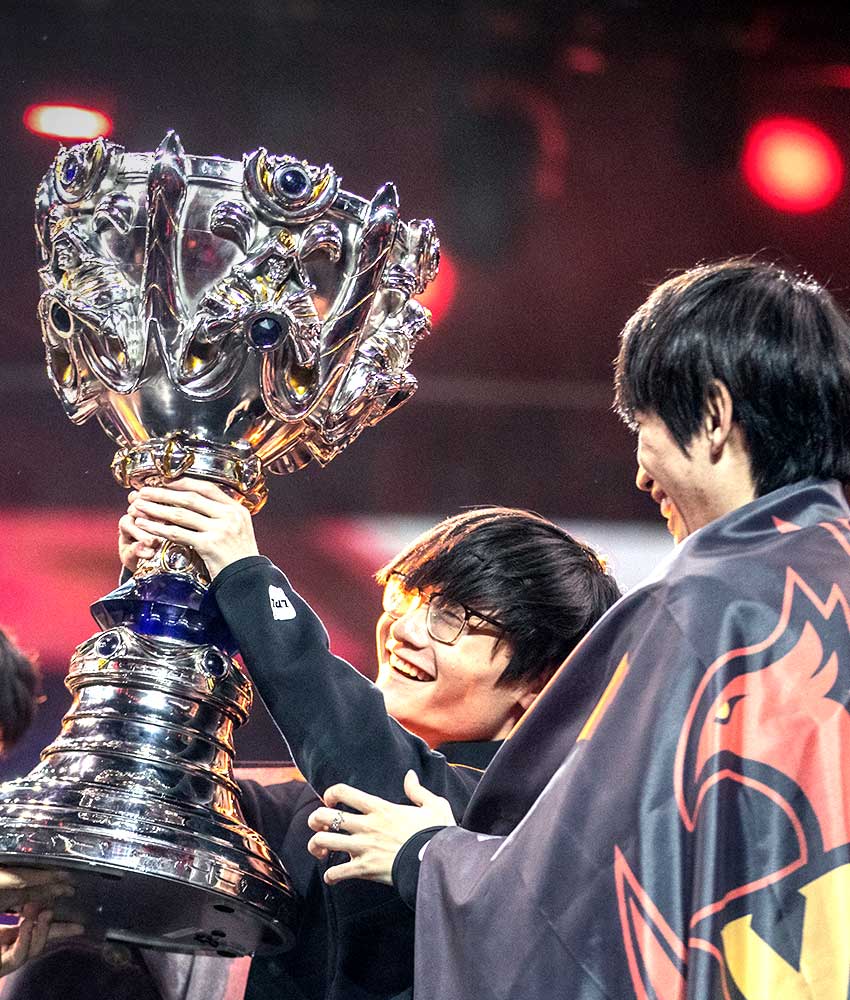 Image with missing alt attribute found on lolesports.com