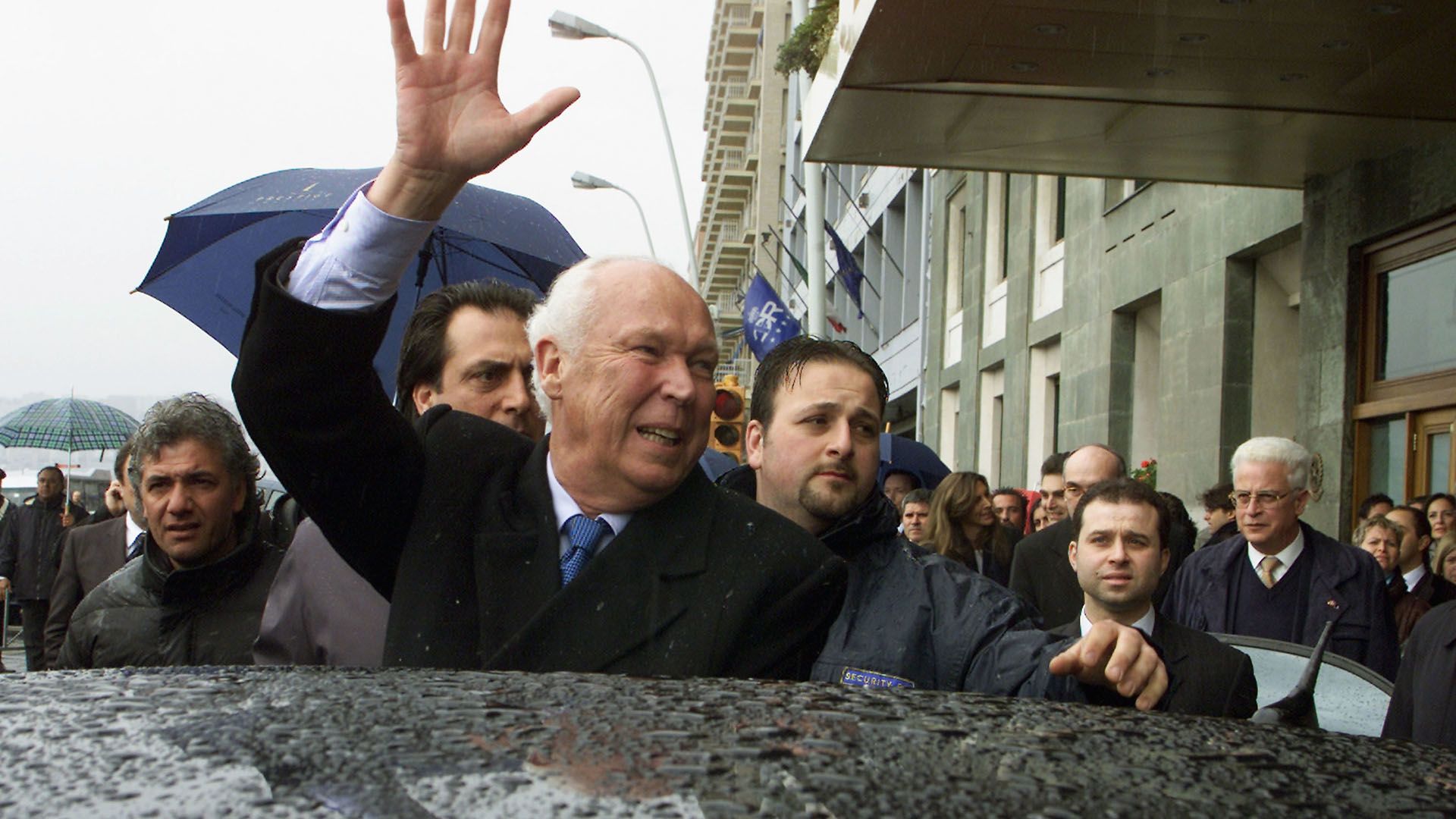 Image with missing alt attribute found on nlc.hu