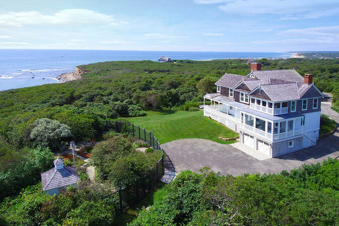 Image with missing alt attribute found on outeast.com