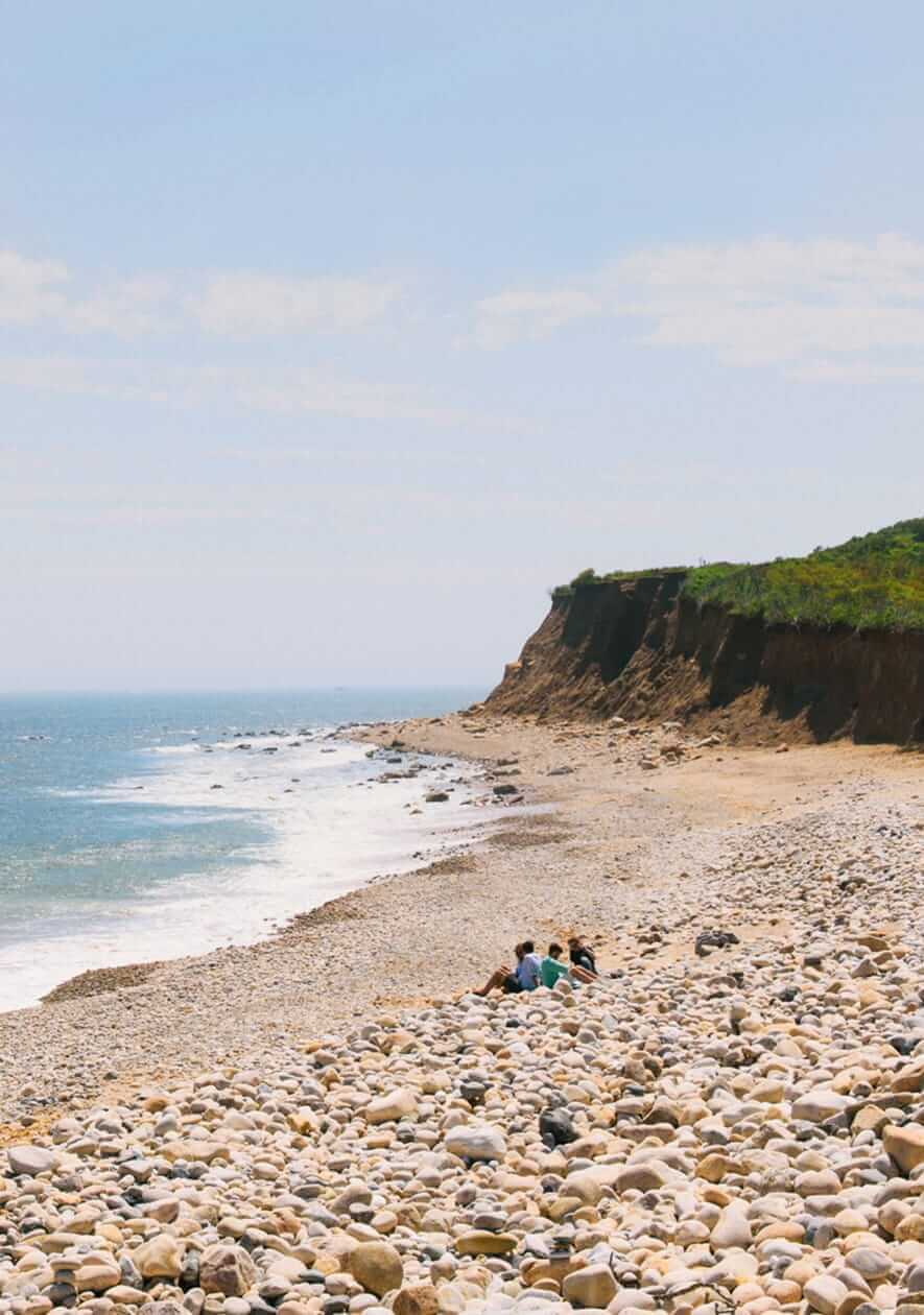 Image with missing alt attribute found on outeast.com