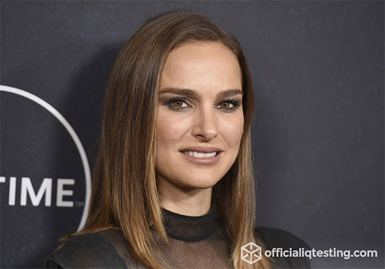 Natalie Portman - 140 IQ