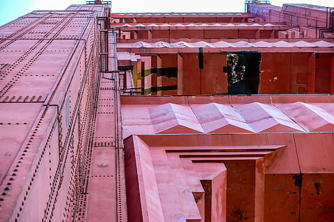 metalwork, rivets, art deco elements, golden, gate bridge, bridge., bay, bridge, california, golden gate, golden gate bridge, san francisco, san francisco bay, span, support, weathered, art deco, city, details, infrastructure, landmark, massive, steel, travel, united states, vacation, built structure, architecture, building exterior, day, building, no people, low angle view, outdoors, red, nature, sunlight, travel destinations, window, pink color, residential district, metal, communication, entrance, 2K, CC0, public domain, royalty free