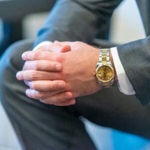 Image with missing alt attribute found on pakwatchcollector.com