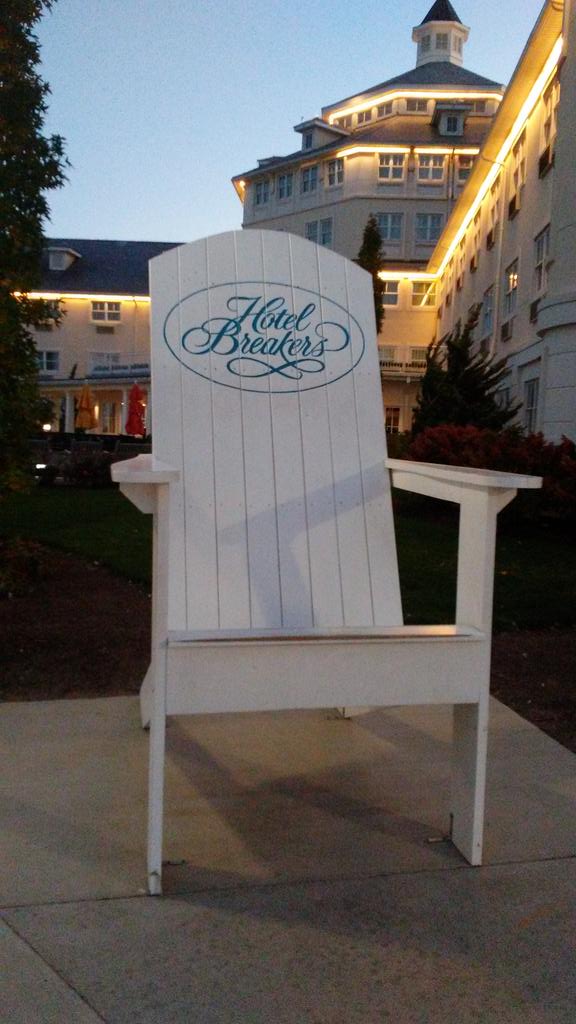 Image with missing alt attribute found on cedarpoint.com