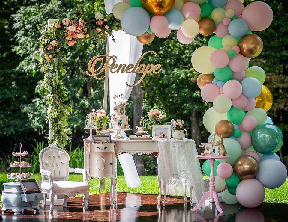 Alice in Onederland  Birthday Party - Alice in Onederland Tea Party