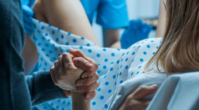 Image with missing alt attribute found on positivr.fr