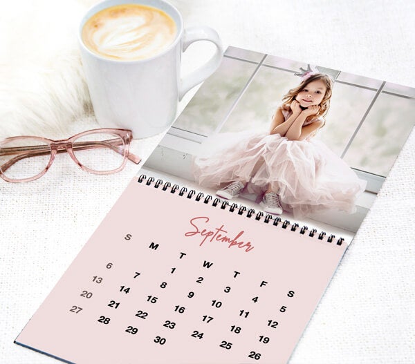 Image with missing alt attribute found on adoramapix.com