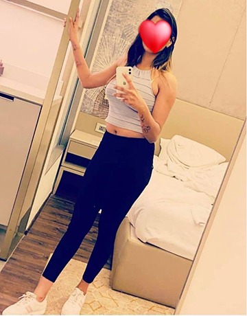 kavya attractive escort