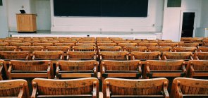 Image with missing alt attribute found on prv.pl