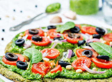 Pizza na spodzie z cukinii