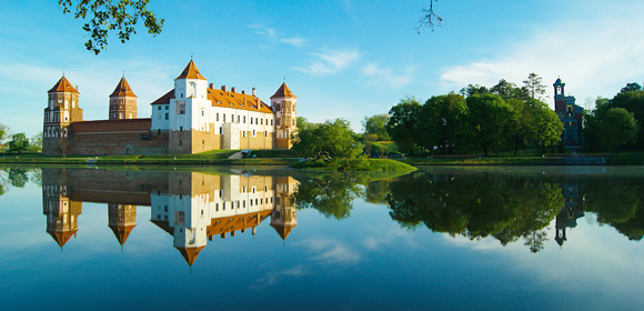 Image with missing alt attribute found on tez-tour.com