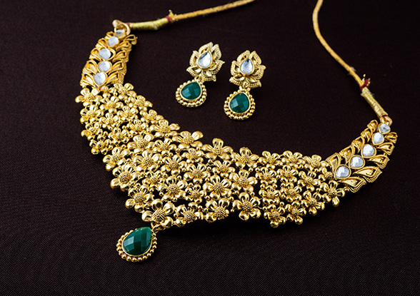 Image with missing alt attribute found on rajakumarigold.com