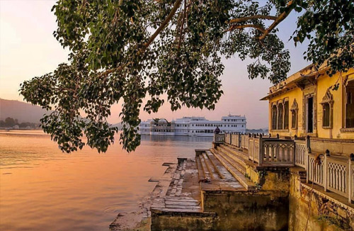 Image with missing alt attribute found on rajasthanindiatourdriver.com