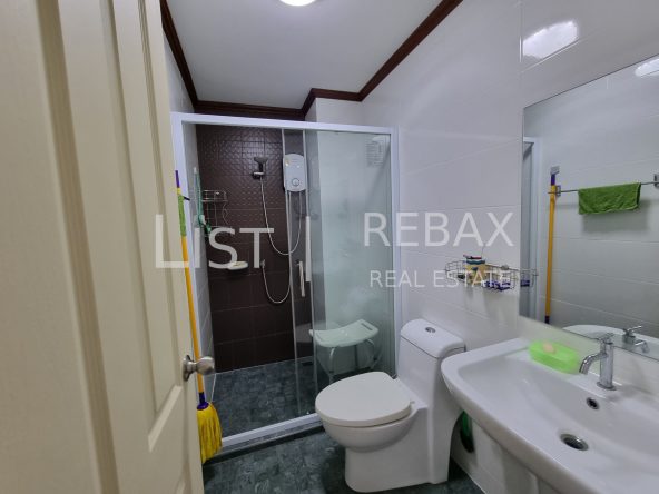 Image with missing alt attribute found on rebax-realestate.com