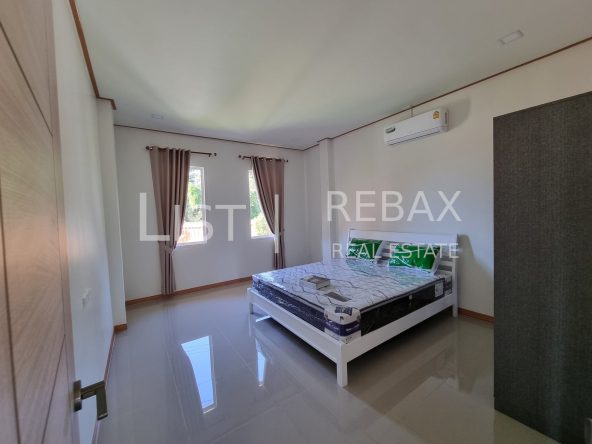 Image with missing alt attribute found on rebax-realestate.com