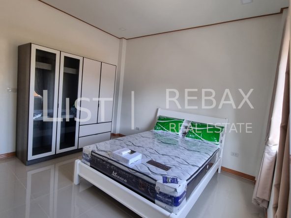 Image with missing alt attribute found on rebax-realestate.com