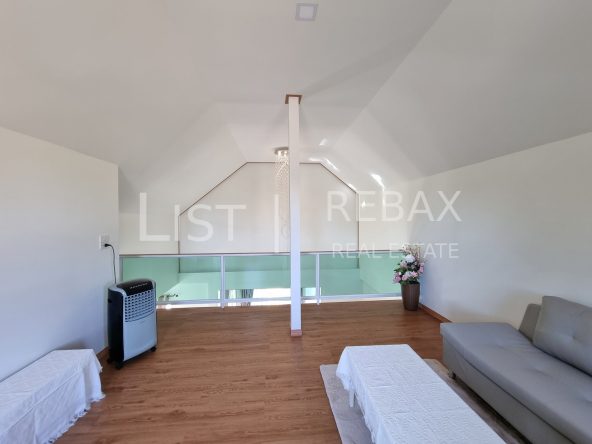 Image with missing alt attribute found on rebax-realestate.com