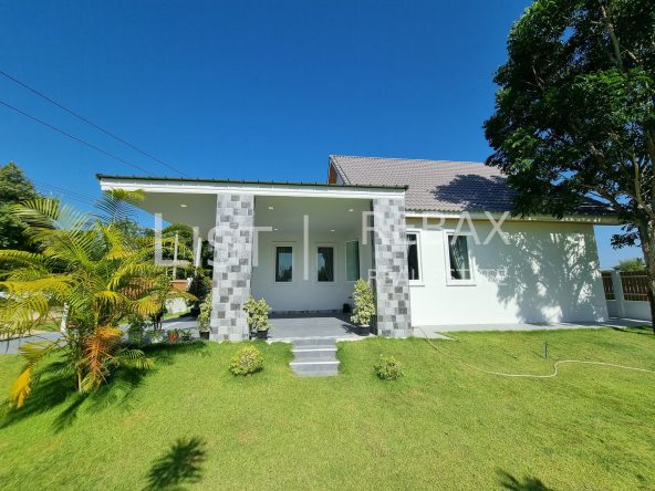 Image with missing alt attribute found on rebax-realestate.com