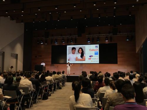 Image with missing alt attribute found on adaface.com