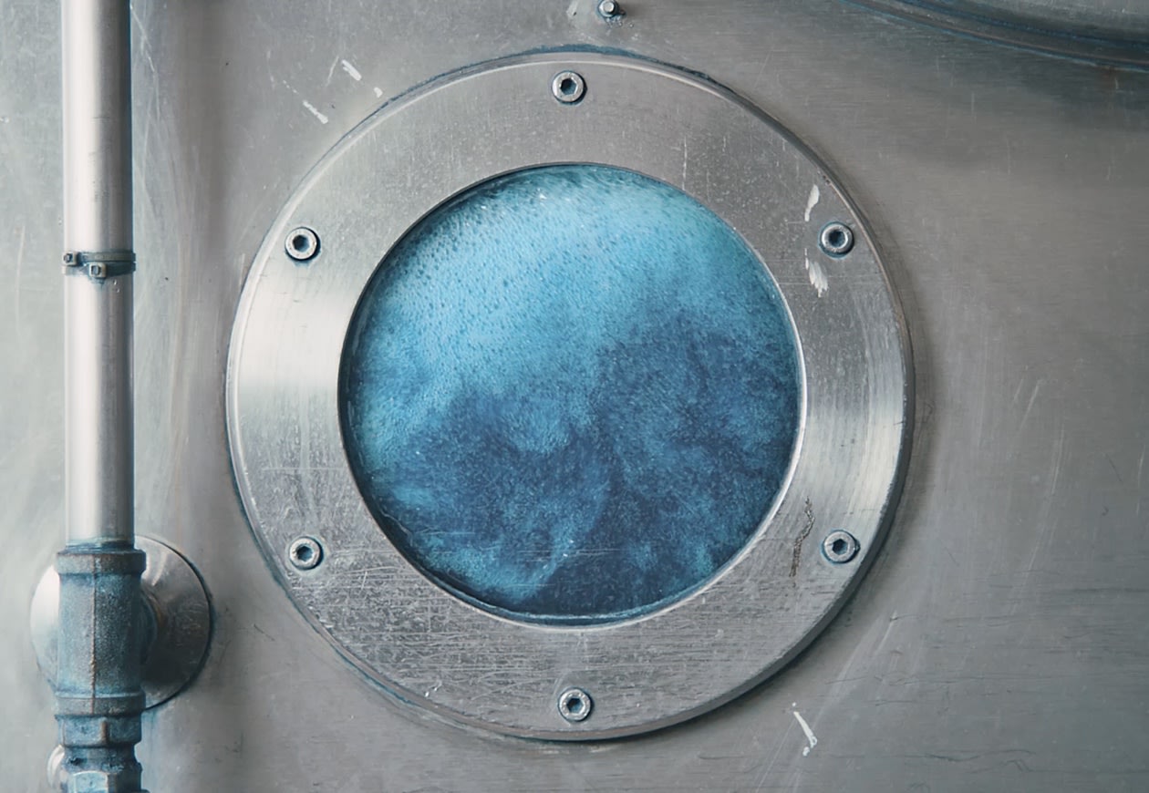 Image with missing alt attribute found on everlane.com