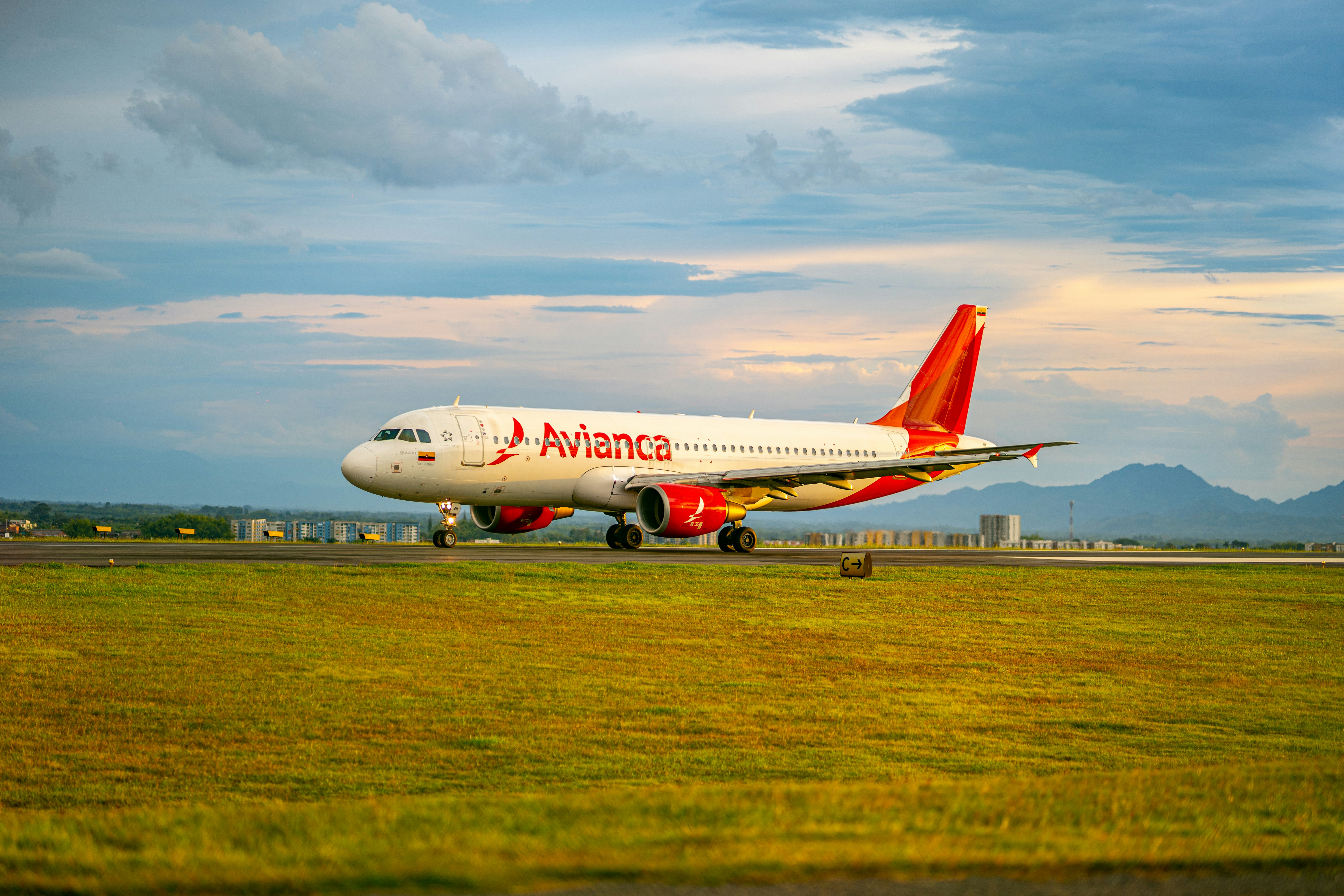 &iquest;C&oacute;mo puedo llamar al tel&eacute;fono Avianca desde Bogot&aacute;?