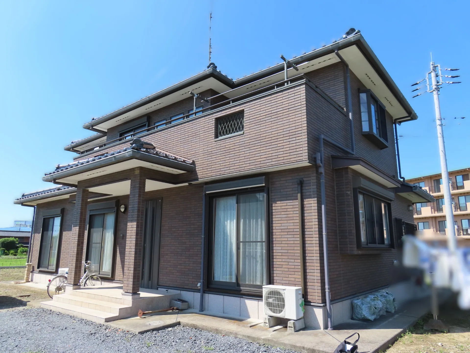 外壁塗装(クリヤー塗装）