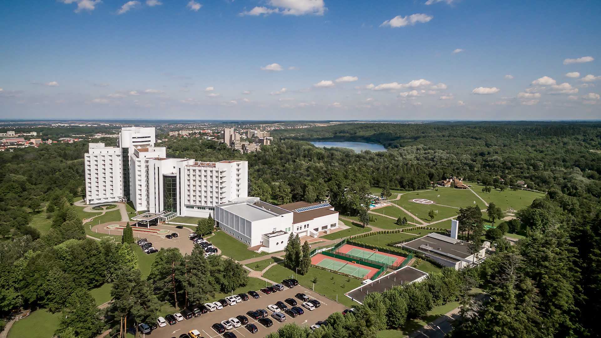 Image with missing alt attribute found on rixos.ua