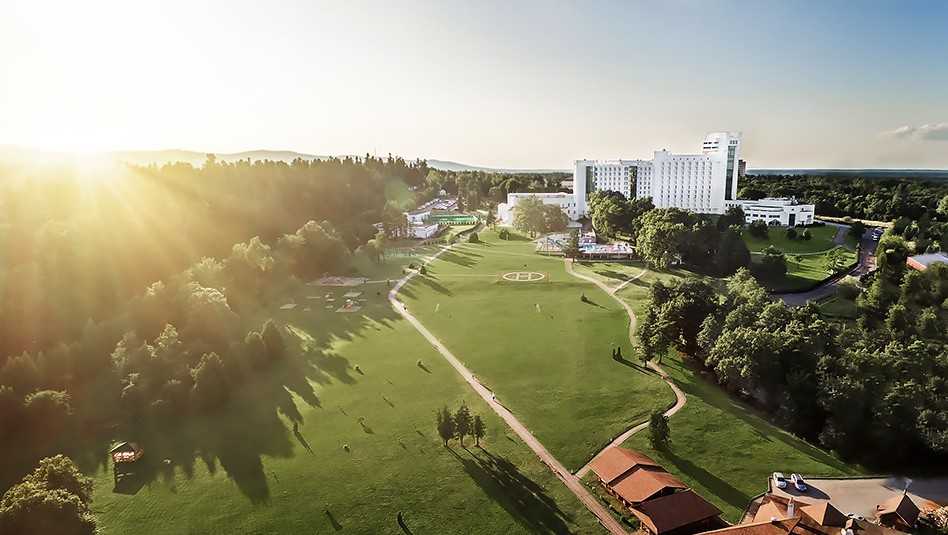 Image with missing alt attribute found on rixos.ua