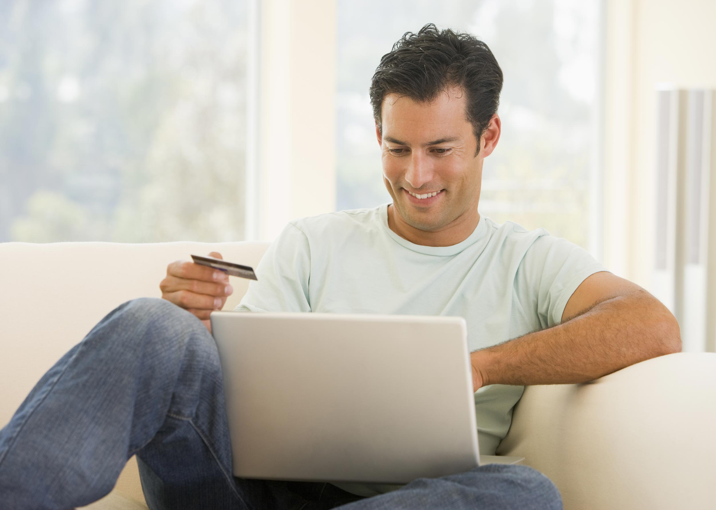 Image with missing alt attribute found on romancart.com