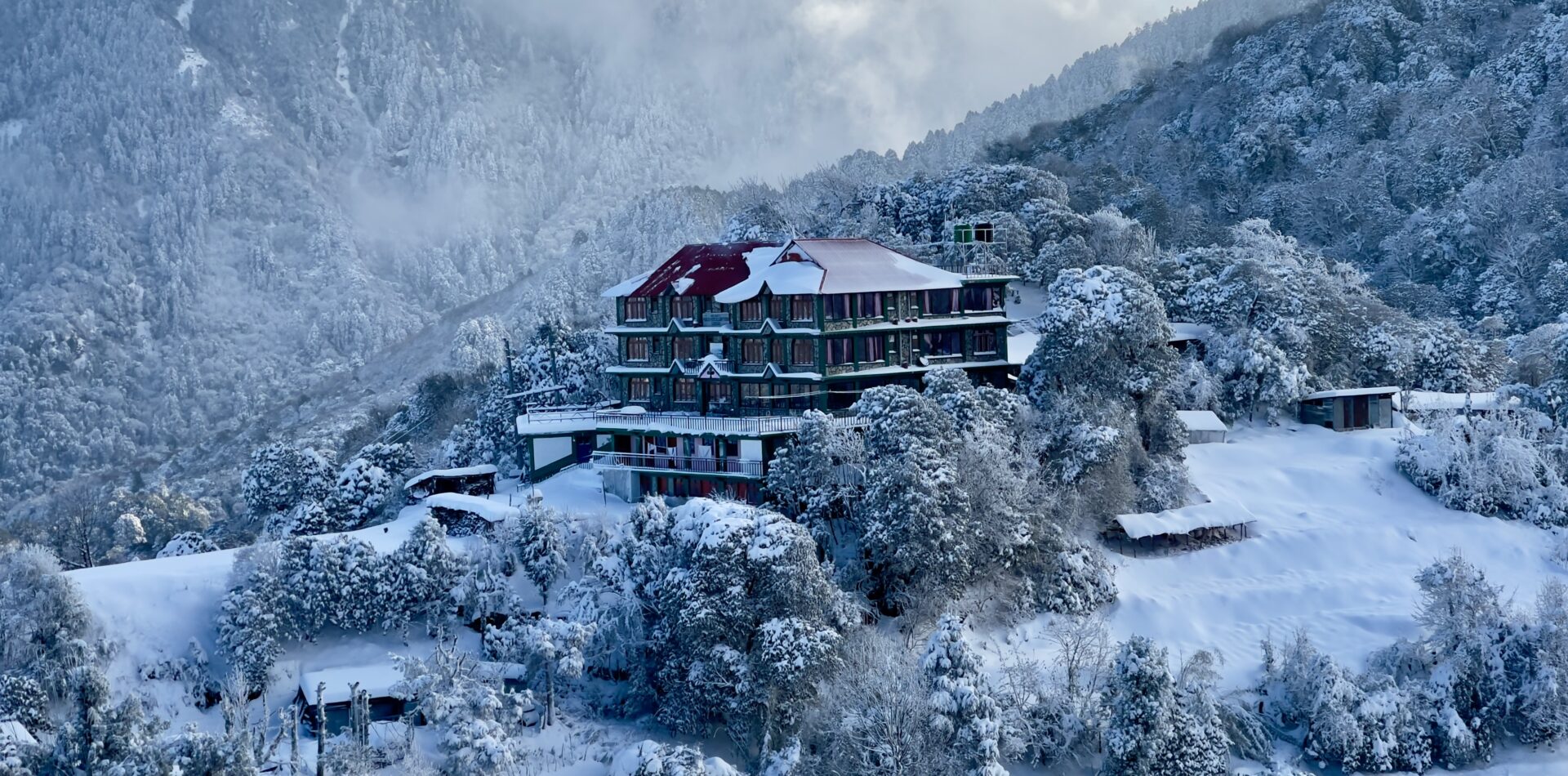 Image with missing alt attribute found on rptreks.com