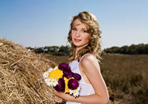 Sträuße Stroh Dunkelbraun Blick Madchens