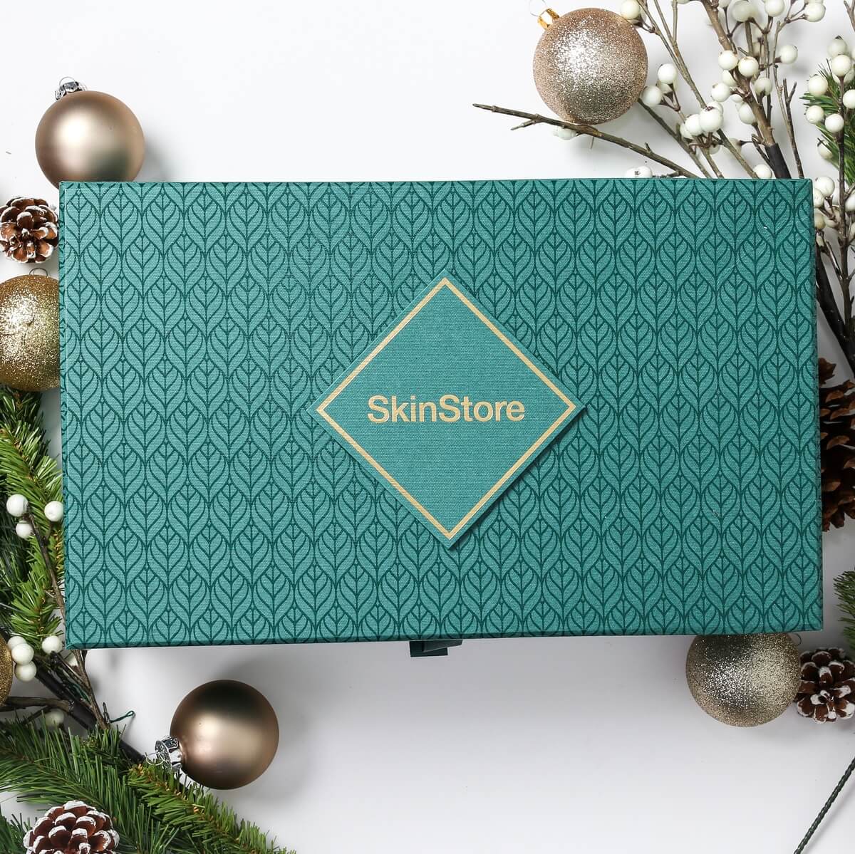 Image with missing alt attribute found on skinstore.com