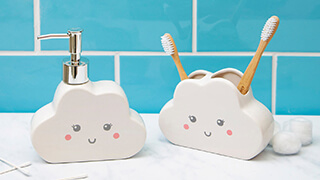 Image with missing alt attribute found on iwantoneofthose.com