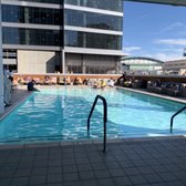 Image with missing alt attribute found on yelp.at