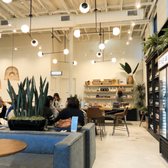 Image with missing alt attribute found on yelp.com