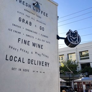 Image with missing alt attribute found on yelp.com