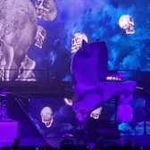 Image with missing alt attribute found on yelp.at