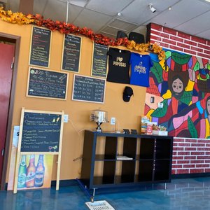 Image with missing alt attribute found on yelp.it