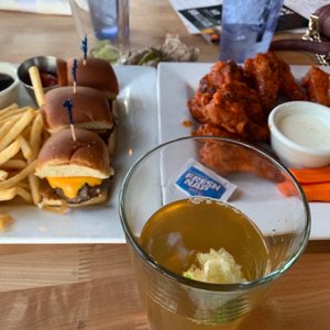 Image with missing alt attribute found on yelp.no