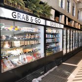 Image with missing alt attribute found on yelp.com